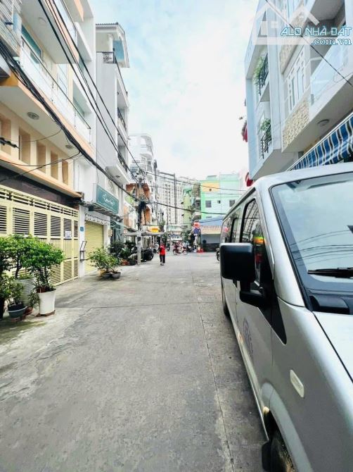 NHÀ 4TẦNG ĐÚC BTCT KHU ĐƯỜNG SỐ   X/1 CĂN THỨ NHẤT SÁT ĐƯỜNG XE HƠI  KHU ĐƯỜNG SỐ - Ô TÔ - 14