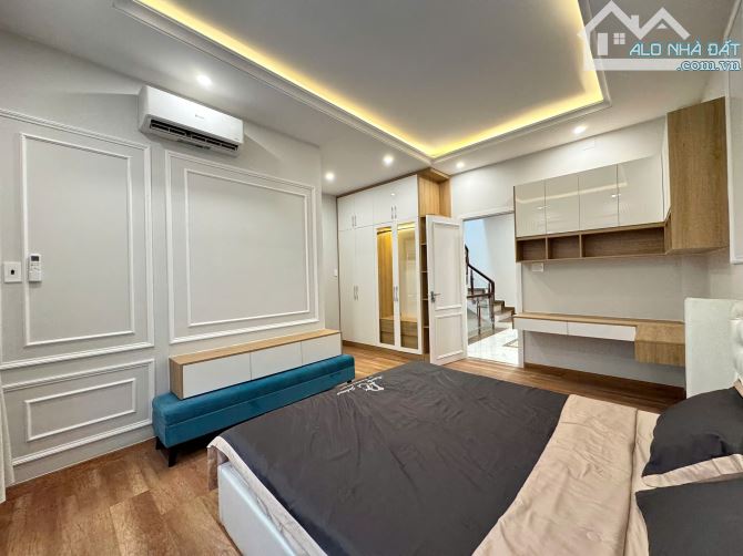 Biệt Thự Hoàng Quốc Việt, Quận 7 90,5m² - Nhà mới, nội thất cao cấp - 18,5 tỷ - 15