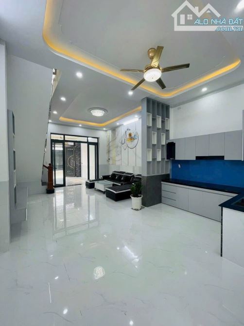 BÁN NHÀ SỔ HÔNG RIÊNG THỔ CƯ ,ĐƯỜNG NHỰA RỘNG 12m.  THUỘC PHƯỜNG TRẢNG DÀI - 16