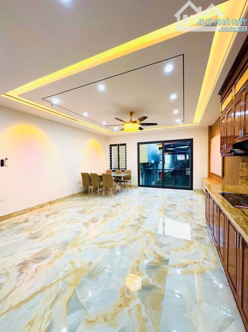 Nhà 6 tầng thang máy, 4PN full nội thất, Nguyễn Văn Cừ, Long Biên – Nhỉnh 9 Tỉ - 16