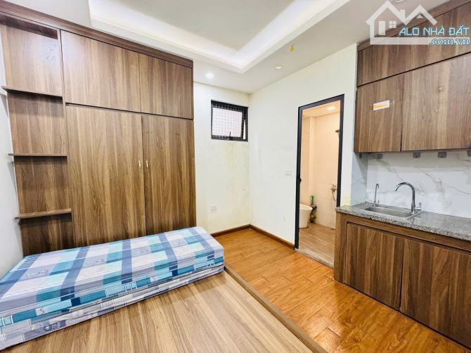 Bán Tòa Nhà Cách Phố Võ Chí Công 10m – Cầu Giấy – DT 176m² – 9 Tầng – Mặt Tiền 8m – Giá 72 - 17