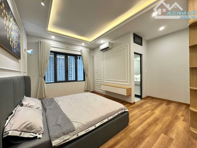 Biệt Thự Hoàng Quốc Việt, Quận 7 90,5m² - Nhà mới, nội thất cao cấp - 18,5 tỷ - 18