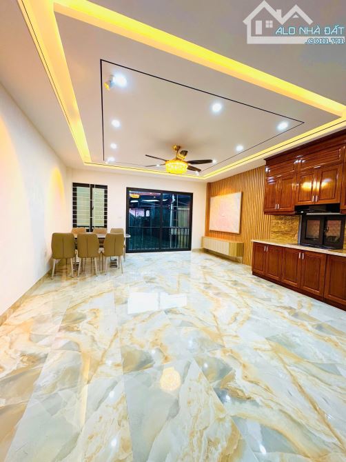 Nhà 6 tầng thang máy, 4PN full nội thất, Nguyễn Văn Cừ, Long Biên – Nhỉnh 9 Tỉ - 19