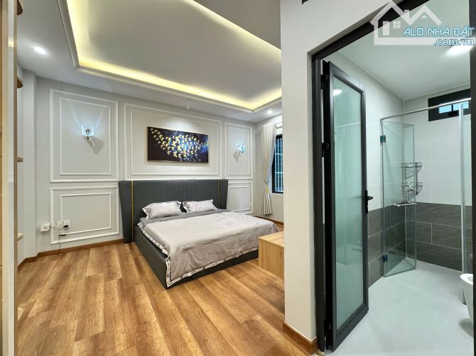 Biệt Thự Hoàng Quốc Việt, Quận 7 90,5m² - Nhà mới, nội thất cao cấp - 18,5 tỷ - 21
