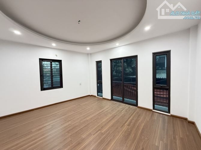 Bán nhà lai xá 5 tầng mới cứng ngõ nông ô tô gần chỉ hơn 4 tỷ - 3