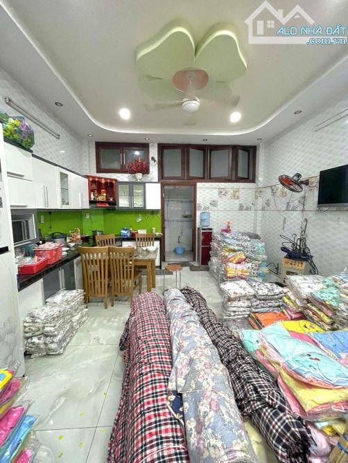 Bán nhà 5 tầng, 5m x 20m, hẻm 8m, khu Bàu Cát, Ni Sư Huỳnh Liên, phường 10 Tân Bình - 2