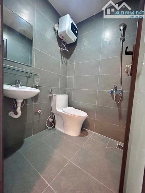 CỰC HIẾM - CCMN 7 TẦNG THANG MÁY MỄ TRÌ – 60M2 – 17 PHÒNG KHÉP KÍN FULL ĐỒ – DOANH THU 80T - 2