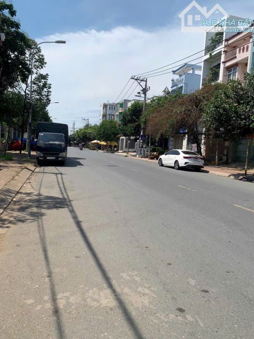Nhà Mặt tiền phạm thế hiển phường 7 ngang 5m dài 44m - 2