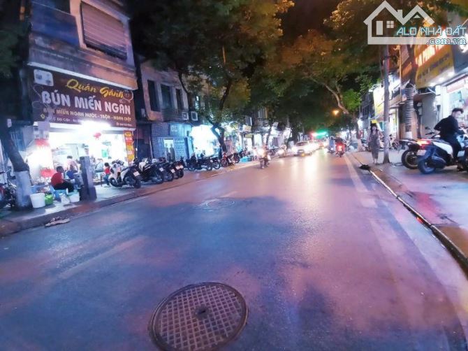 MẶT PHỐ - LÔ GÓC - MẶT TIỀN SIÊU RỘNG - VỈA HÈ MIÊN MAN - ĐƯỜNG 2 CHIỀU Ô TÔ TRÁNH - KINH - 2