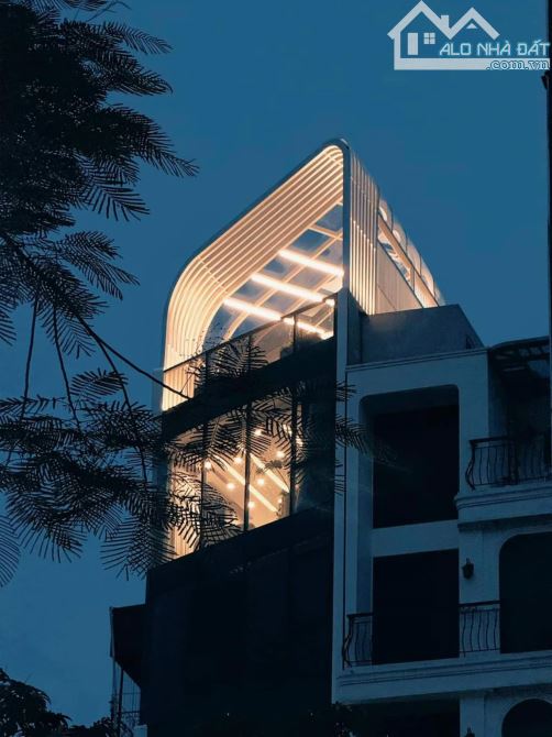 BÁN TOÀ NHÀ 10 TẦNG 1 MẶT PHỐ - 1 MẶT NGÕ - VIEW HỒ VĂN QUÁN - 2