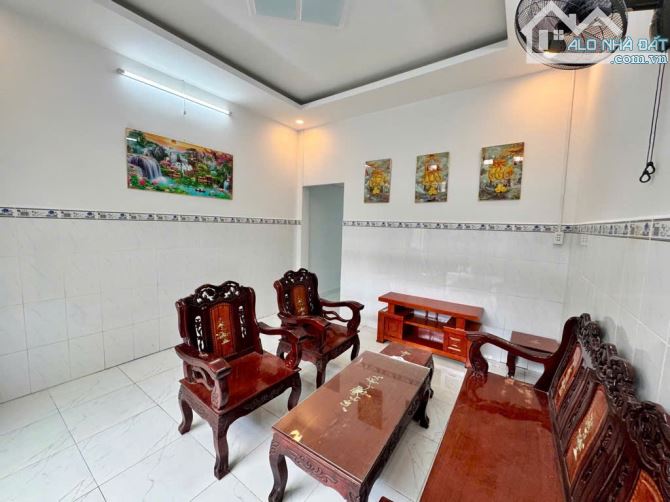 HIẾM NHẤT QUẬN 12 2.2 TỶ SHR 52M2 2PN SÁT HIỆP THÀNH CITY HXH THÔNG - 2