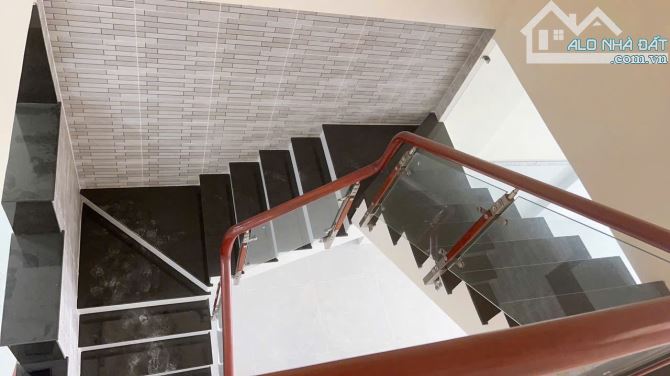 Chỉ 5.3 tỷ TL! 70M² 2 Tầng/3PN, HẺM XE HƠI, Lê Đức Thọ Gò Vấp! - 2