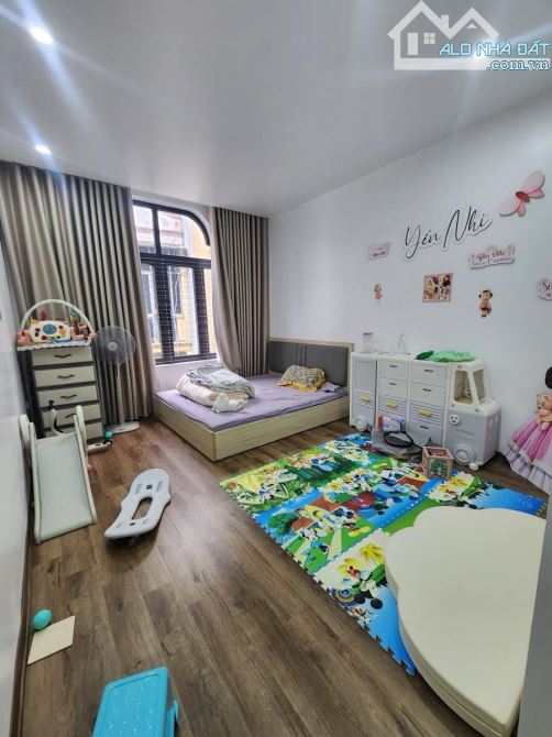 Nhà mặt ngõ kinh doanh, phố Vũ Tông Phan. 60m, mt 5m. Giá 14 tỷ - 2