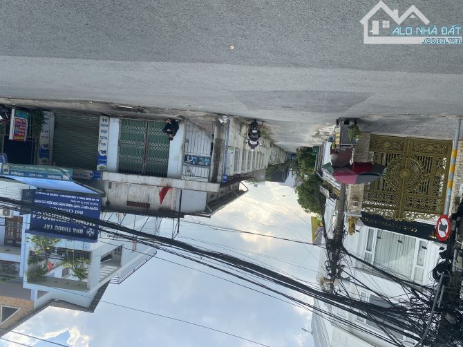 Bán lô đất đường Quang Trung 6 x 27 đối diện Hoa Lư - 2