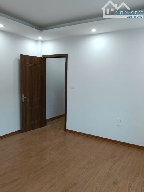 🏠 BÁN NHÀ 5 TẦNG – NGÕ NÔNG – CÁCH Ô TÔ 10M – DI TRẠCH, HOÀI ĐỨC 📐 DT: 30m² | 💰 Giá: 4, - 2