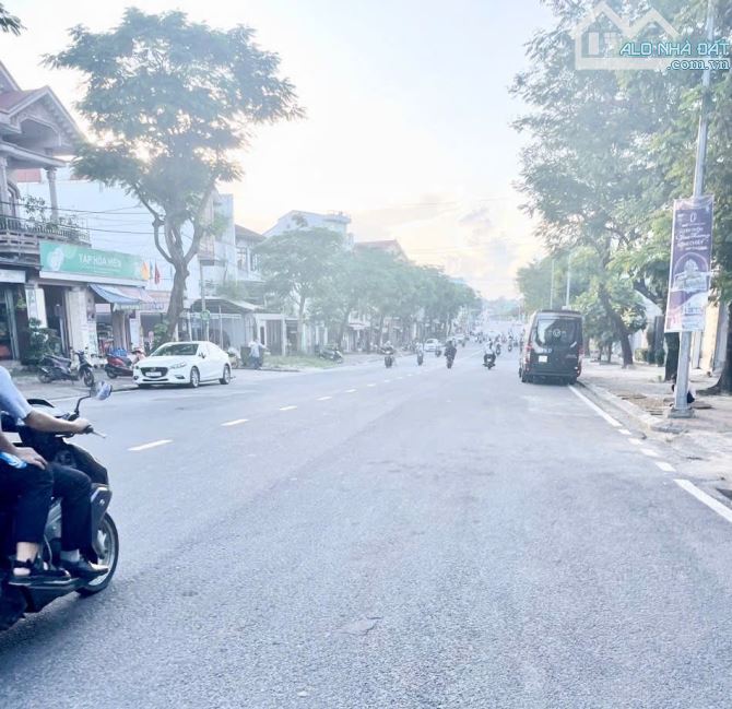 90m2 ngang 6m nhà mặt tiền 3 tầng Đào Tấn, phường Phước Vĩnh, tp Huế An cư sinh lời 7.45ti - 2
