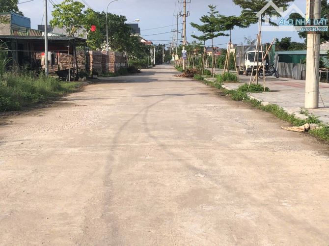 BÁN ĐÁT TÁI ĐỊNH CƯ ĐA TỐN GIA LÂM HÀ NỘI VỈA HÈ Ô TÔ TRÁNH VIU CÔNG VIÊN DT 80M NHỈNH 8 T - 2