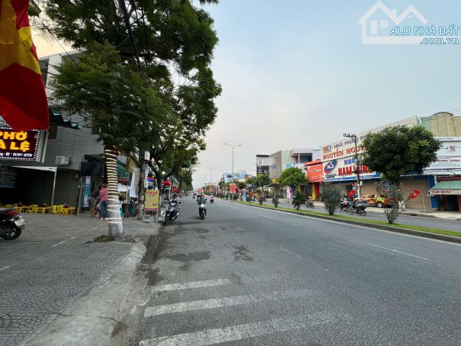 🏆Chính chủ gửi  Bán nhà mặt phố đường Tôn Đức Thắng,dt104m2 Gía 5.5 Tỷ  sập hầm - 2