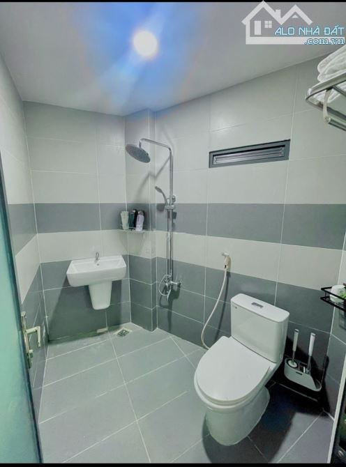 BÁN NHÀ KIỂU VILLA NGHỈ DƯỠNG VIEW BIỂN – GẦN CÁP TREO VINPEARL – VĨNH NGUYÊN NHA TRANG  D - 2