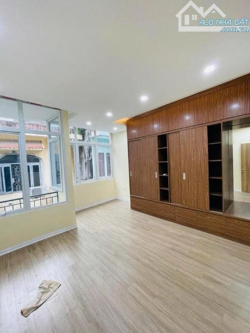 Cực hiếm Giang Văn Minh 62m*7 tầng, mặt tiền 4,2m giá chỉ 21 tỷ. Phân lô- oto ngủ trong nh - 2