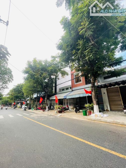 BÁN LÔ ĐẤT GẦN ĐƯỜNG PHAN TỨ CHỈ 100 TRIỆU /M2 - 2