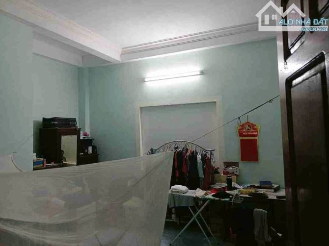 nhĩnh 12 tỷ sở hữu nhà mặt tiền  3 tầng  Núi Thành, gần Xô Viết nghệ - 2