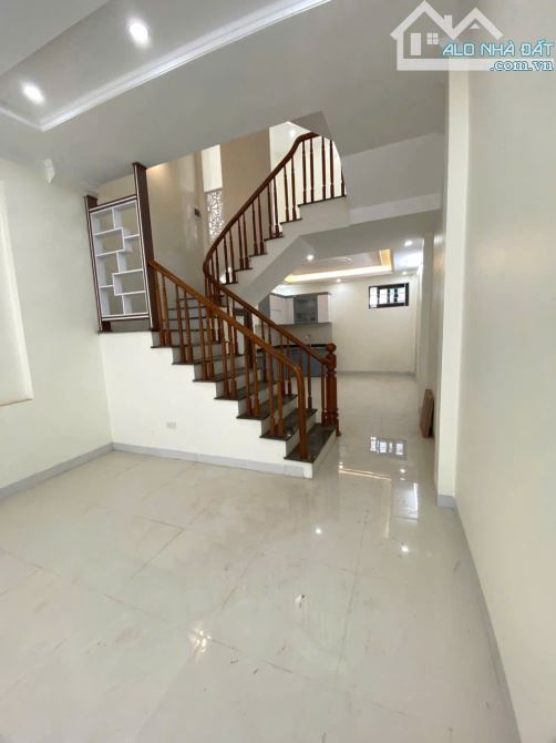 Bán nhà 3 tầng, 56m2, ô tô đỗ cửa, Đại Thành Quốc Oai chỉ cách Yên Nghĩa 4km, giá 3.8 tỷ - 2