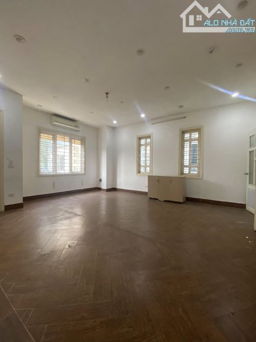Bán nhà đường Nguyễn Chánh, Cầu Giấy, vừa ở vừa kinh doanh đỉnh. - 2