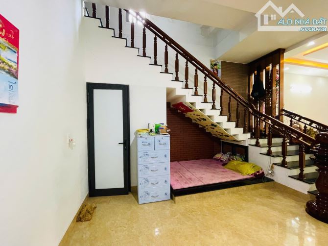 Nhà 3 tầng kiệt ô tô Trường Chinh giá chỉ 5,3 tỷ - 2