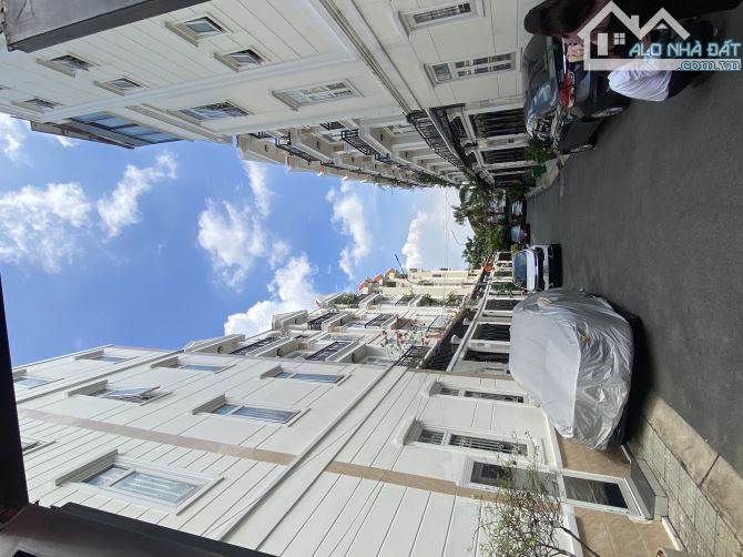 Bán Nhà 4 Phòng Ngủ tại Đăng Văn Bi - 2 xe oto tránh nhau, xe đậu trước nhà 7,6 tỷ - 2