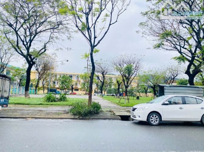 SIÊU PHẨM TOA NHÀ 4 TẦNG- LÔ GÓC - DIỆN TÍCH KHỦNG- MẶT TIỀN RỘNG- DÒNG TIỀN 50TR/THG - 2