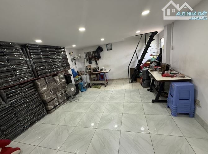 CẦN BÁN NHÀ 3 TẦNG-4X15,CHIẾN LƯỢC,BÌNH TRỊ ĐÔNG,BÌNH TÂN, GIÁ CHỈ 4.650T - 2