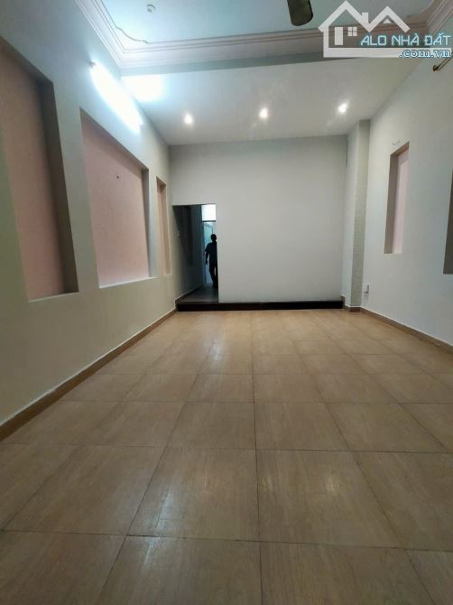 NHÀ 1TRỆT 3LẦU KDC SẦM UẤT NGAY HOÀNG DIỆU 2 4X24M 6P - 2