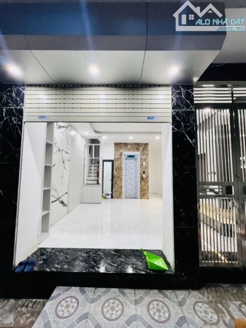 Bán nhà Văn Chương - Đống Đa. 36m2 X 6 tầng Thang máy - 2