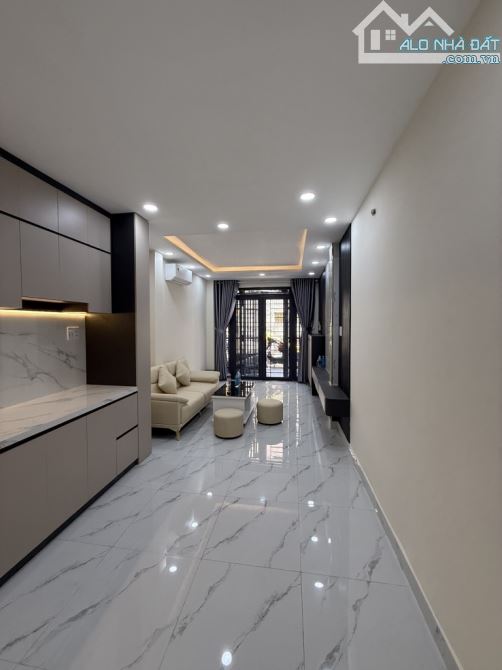 BÁN NHÀ HÀNG HIẾM SHR NGAY ĐƯỜNG 79 VIP NHẤT Q7. - 2