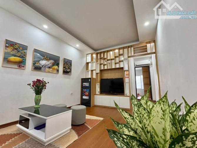 Bán đất tặng nhà mặt ngõ thông, Đội Cấn, Ba Đình 80m 4 tầng MT 6m 11.6 tỷ - 2