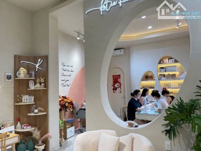 Bán Gấp Nhà 2 Lầu Mặt Tiền đường Phan Trung ( đường 5 Cũ ), đường Sầm Uất Nhất Biên Hoà - 2