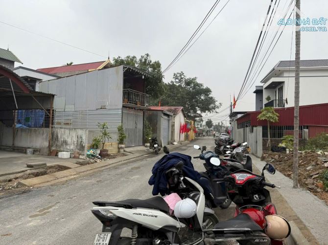 Mặt đường Lương Quán - Nam Sơn - An Dương. - 2
