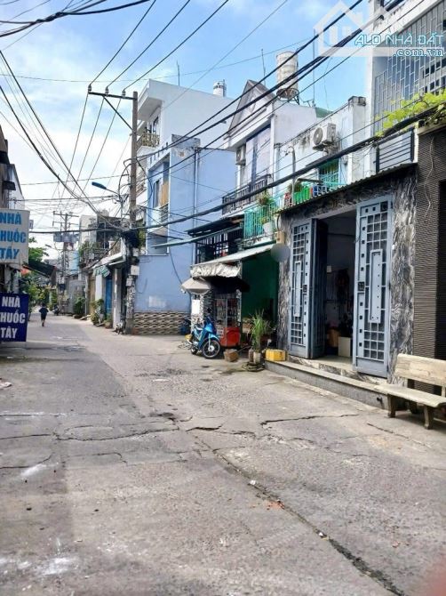 HẺM 8M GẦN CHỢ LÊ VĂN QUỚI,2 TẦNG,DT 48M,GIÁ 4 TỶ 7 - 2