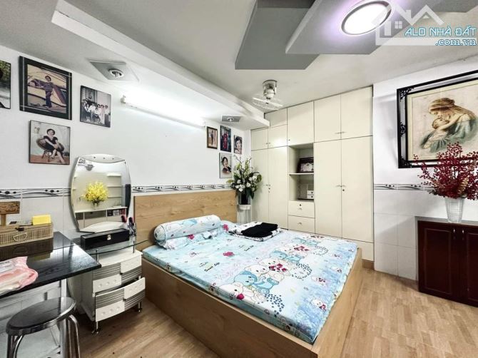 Cần bán nhà 5 tầng HXH Lê Văn Sỹ thông Trường Sa, Quận 3 - 8PN cho thuê 40 tr/tháng - 2