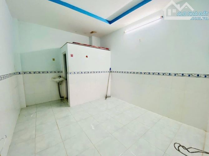 Bán gấp Nhà CHDV P Tân Quý Tân Phú 5.3 x15 trệt 2 lầu ST giá 8 tỷ TL - 2