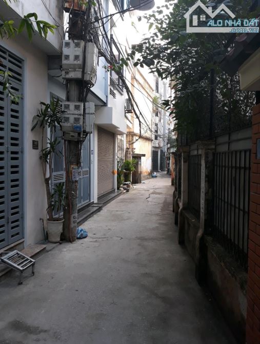 Bán nhà ngõ 603 Lạc Long Quân, 48/52m2, 6 ngủ. - 2