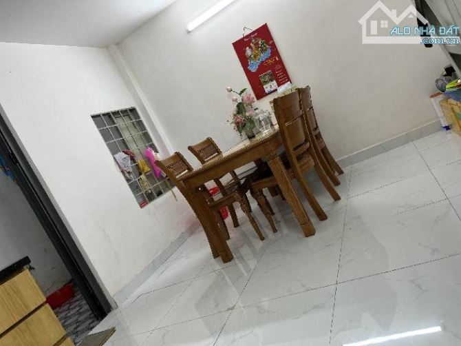 Bán gấp Nhà riêng tại Đỗ Xuân Hợp, 6,8 tỷ, 106m2, 2PN, 2WC, 2 tầng,Hiếm!!! - 2