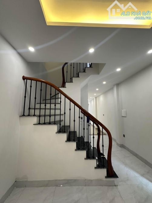🔥 CHU HUY MÂN! LÔ GÓC 62M², 5 TẦNG, KINH DOANH – 13.3 TỶ! - 2