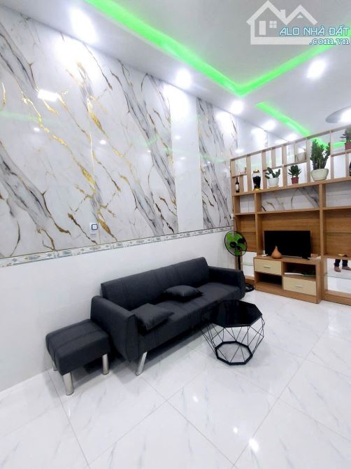 BÁN NHÀ 150M2 SỔ RIÊNG THỔ CƯ KP1 TÂN HIỆP CHỈ 3.9 TỶ - 2