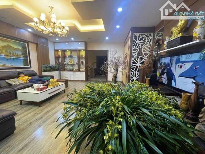 Tôi Bán Nhà Phố KIM MÃ ĐỘI CẤN Ba Đình 5T Nhà Đẹp Ô Tô Ngủ Trong Nhà Kinh Doanh Sầm Uất. - 2