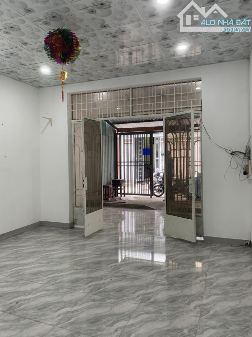 BÁN NHÀ CẤP 4 TRƯƠNG THỊ HOA TTH07 QUẬN 12 GIÁ RẺ 4.4 TỶ - 2