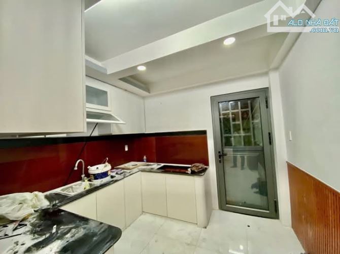 🏠 BÁN NHÀ 5 TẦNG SIÊU ĐẸP - QUAN HOA, CẦU GIẤY 🏠  💰 Giá bán: 26 Tỷ 📐 Diện tích: 76m² - 2
