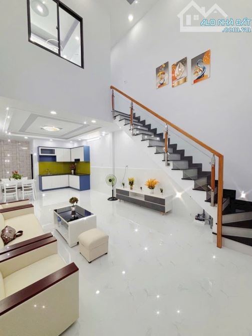 BÁN NHÀ TỈNH LỘ 10 68m2 4x17m 3Pn SHR  CHỈ 4.15 TỶ TL. - 2