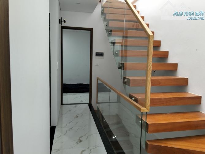 TÂY MỖ, 42M2*5T, NGÕ THÔNG RỘNG, BA GÁC TRÁNH, NHÀ ĐẸP, GIÁ 6.x Tỷ - 2